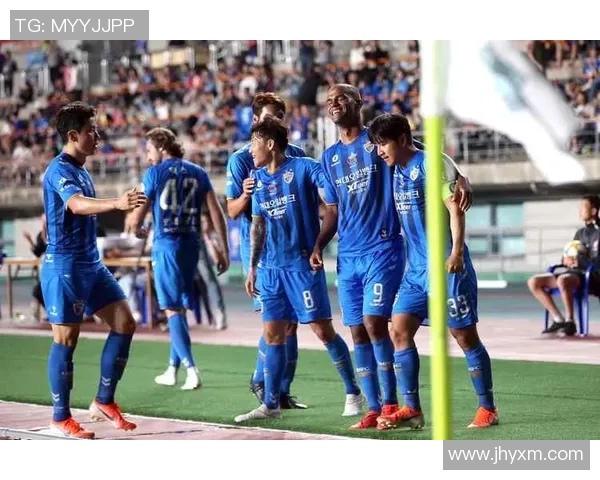 蔚山现代与江源FC激战正酣谁能在这场对决中笑到最后